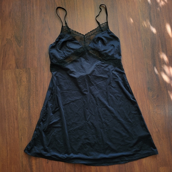 SOLD NWT 6ixty8ight black slip dress - Picture 1 of 5